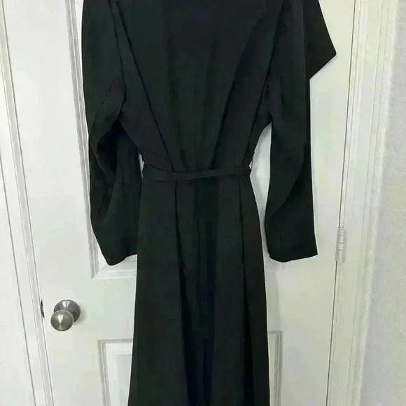 Lane Bryant Black Long  Slimming Fitted Coat With Pockets - Picture 11 of 12